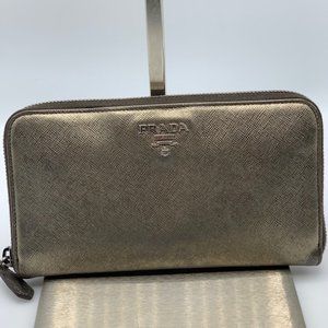 PRADA SAFFIANO ZIPPY WALLET